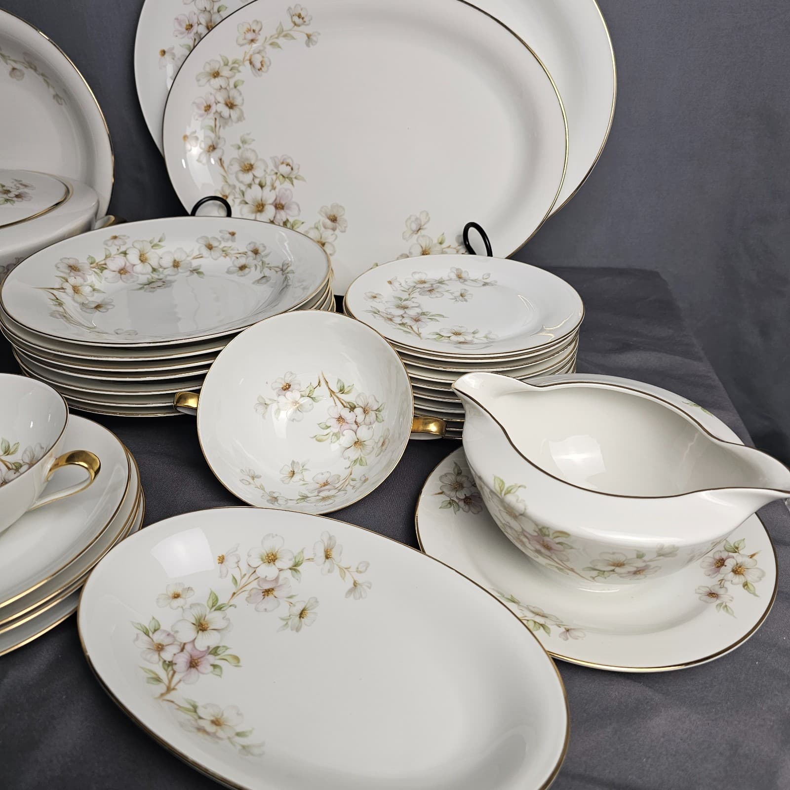 Bavaria Tirschenreuth China "Dogwood" Dinnerware by the piece, Gold Trim 1147 - Thumbnail 2