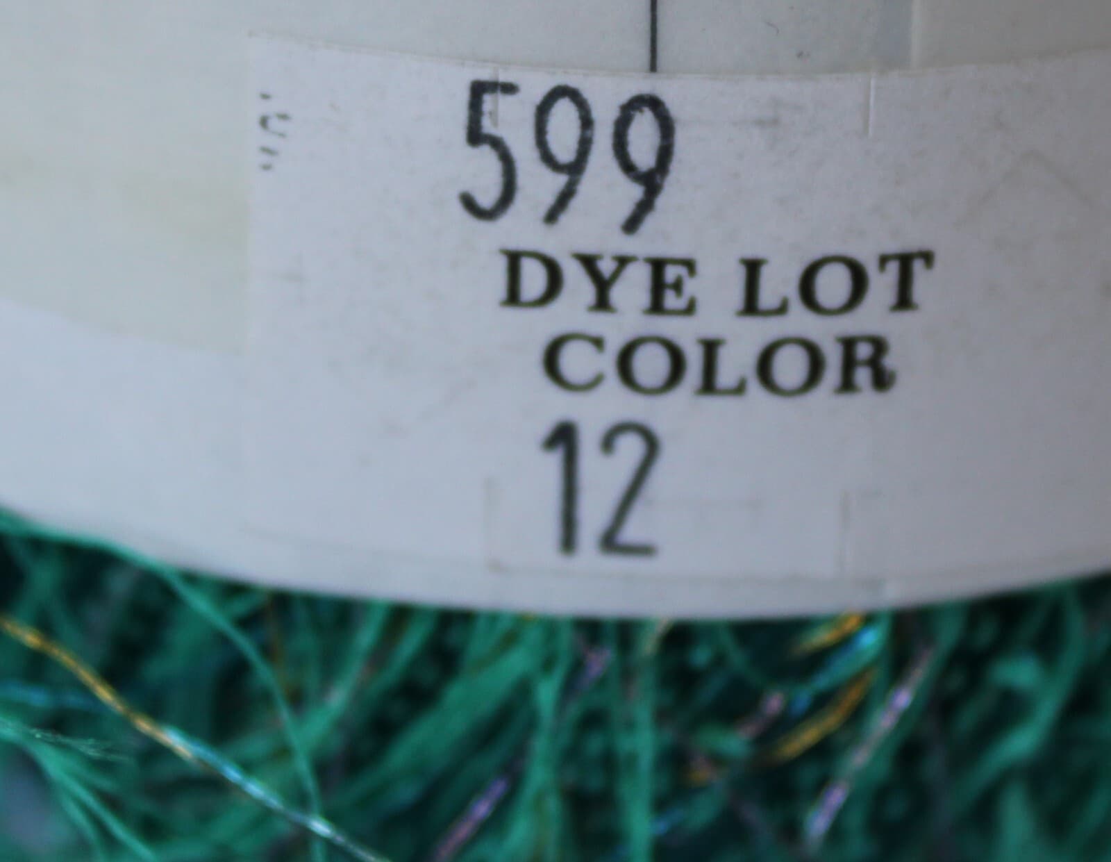 Yarn IronStone Eyelash Novelty Yarn 30g 143yd Color 12 Green - Thumbnail 3