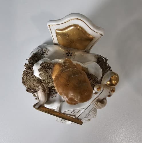 Figurine Woman Playing Bass Vintage Occupied Japan Dresden Lace Style - Thumbnail 5