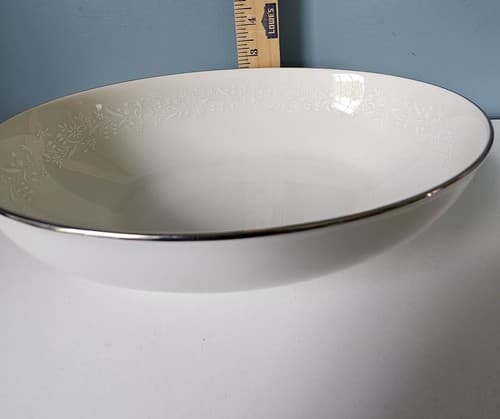 Noritake Lorelie 9" Oval Serving Bowl 7541 Ivory w/White Floral Platinum Trim - Thumbnail 8