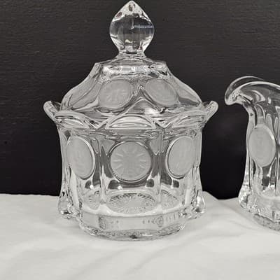 Vintage Fostoria CLEAR COIN GLASS CREAMER & SUGAR BOWL & LID - Thumbnail 4