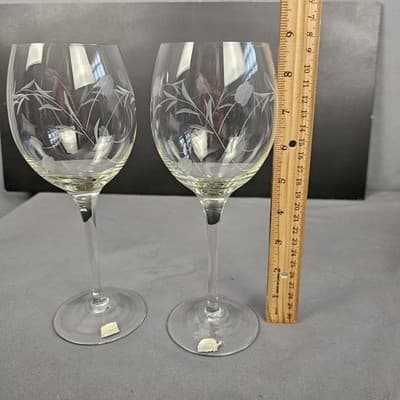 Etched Crystal Wine Glasses Set of 2 Excellent Condition Bulgaria 14 oz. - Thumbnail 8