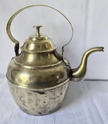 Antique Brass Tea Kettle 8.5" Tall - Thumbnail 2
