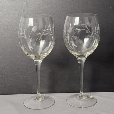 Etched Crystal Wine Glasses Set of 2 Excellent Condition Bulgaria 14 oz. - Thumbnail 3