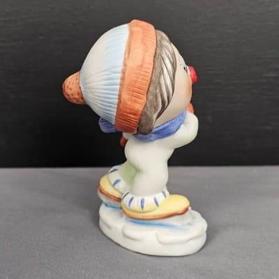 Vintage Arnart Creations Ceramic Figurine Skater Skating 4" Tall - Thumbnail 4