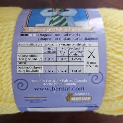 Bernat Softee Chunky True Yellow Yarn Acrylic Color 39622, 3.5oz, 164yds Bulky 5 - Thumbnail 6