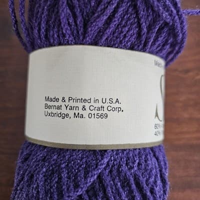 Bernat Saluki Royal Purple Yarn 60% Acrylic 40% Nylon 1.75oz Needle US5 - Thumbnail 5
