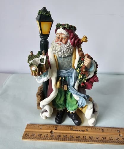 CHRISTMAS Thomas Kinkade SANTA Wreath Toys The Gift From St Nicholas Figurine - Thumbnail 6