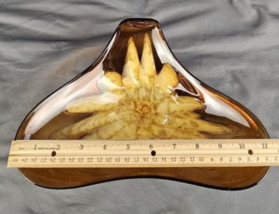 Vintage Murano Art Glass Bowl Gold Flecks Amber 3 Point Folded Rim 11" x 7" MCM - Thumbnail 6