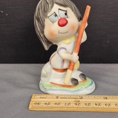 Vintage Arnart Creations Ceramic Figurine Fishing Pole 4" Tall - Thumbnail 7