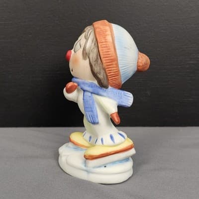 Vintage Arnart Creations Ceramic Figurine Skater Skating 4" Tall - Thumbnail 2
