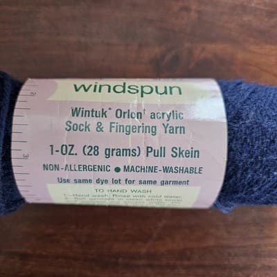 Brunswick Windspun Acrylic Sock & Fingering Yarn Navy 1oz - Thumbnail 4