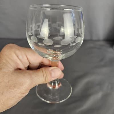 Stemmed Wine Cordial Clear Glass 5.5" Tall etched MCM Set of 2 - Thumbnail 6