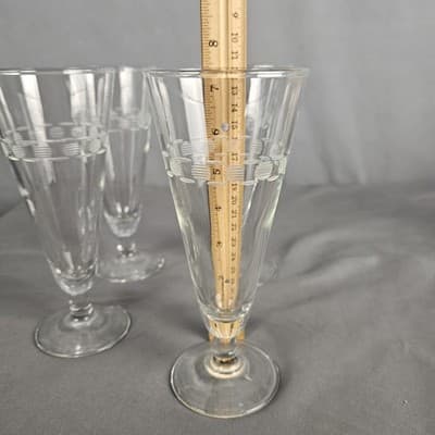 Cocktail Flute Footed Parfait Clear Glass etched MCM Set of 4 - Thumbnail 4
