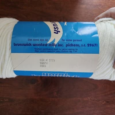 Brunswick Windrush Knitting Worsted Yarn ECRU 3.5oz. Acrylic - Thumbnail 5