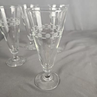 Cocktail Flute Footed Parfait Clear Glass etched MCM Set of 4 - Thumbnail 2