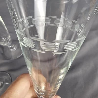 Cocktail Flute Footed Parfait Clear Glass etched MCM Set of 4 - Thumbnail 7