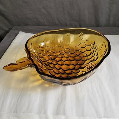 Vintage Indiana Glass Grape Bowl Amber 9.5" x 12" - Thumbnail 4
