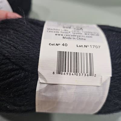 Cascade Farms Yarn Cherub Chunky Nylon Acrylic Black Col no. 40, 3.5oz, 136.7yd - Thumbnail 4