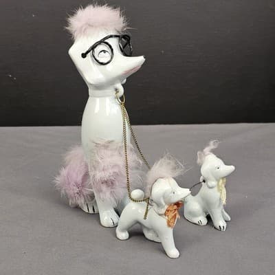 Vintage 1950s MCM Ceramic Snooty Chained Mama Poodle Family With Pink Fur - Thumbnail 5