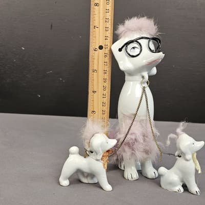Vintage 1950s MCM Ceramic Snooty Chained Mama Poodle Family With Pink Fur - Thumbnail 15
