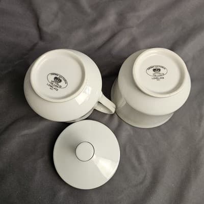 Crown Victoria Lovelace Sugar Bowl with Lid & Creamer Fine China Japan - Thumbnail 5