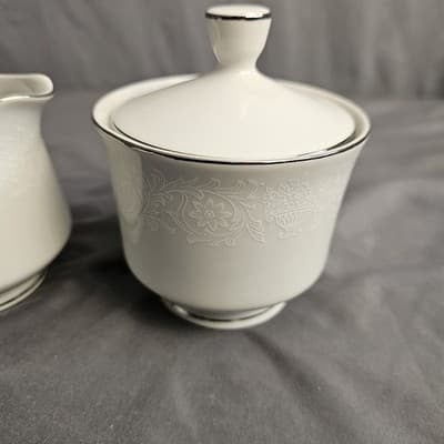 Crown Victoria Lovelace Sugar Bowl with Lid & Creamer Fine China Japan - Thumbnail 2