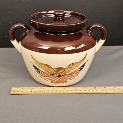 McCoy Pottery The Spirit of Seventy-Six 342 Bicentennial Bean Pot 1976 USA 2.5qt - Thumbnail 4