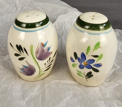 Vintage Stangl Pottery Country Garden Salt & Pepper Shakers 3" Floral - Thumbnail 9