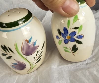 Vintage Stangl Pottery Country Garden Salt & Pepper Shakers 3" Floral - Thumbnail 10
