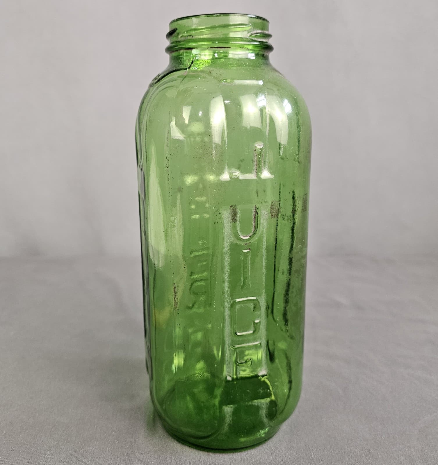 Vintage Green Glass Refrigerator Juice Water Bottle Jar 40 oz 9" Tall No Lid - Thumbnail 3
