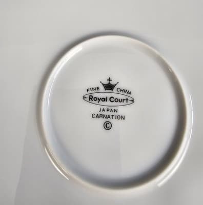 Vintage Royal Court Carnation Large 11 1/2 Inch Serving Platter - Thumbnail 5