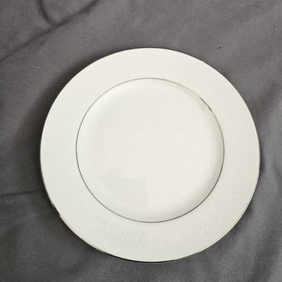 Crown Victoria Lovelace Bread Plates Set Of 4 White Fine China of Japan Embossed - Thumbnail 2