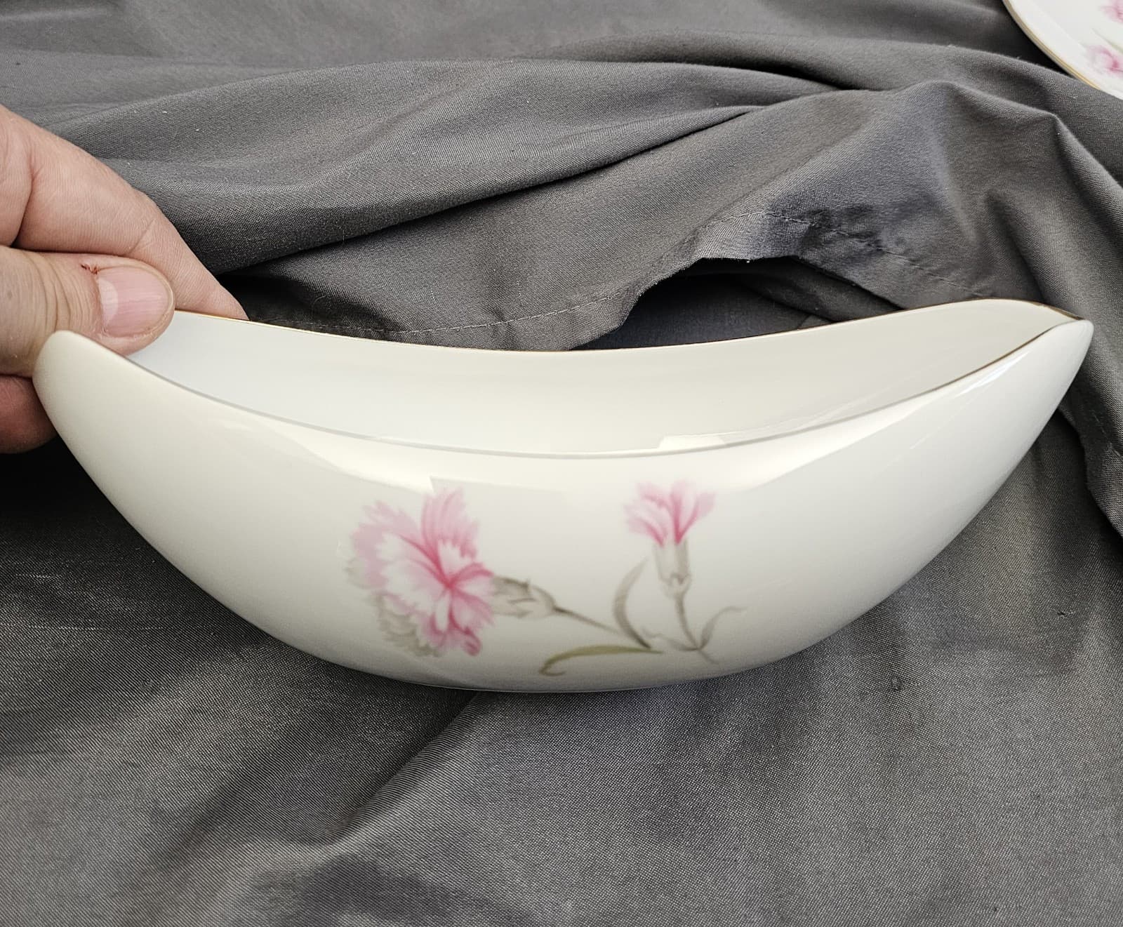 Royal Court China Carnation, Gravy Boat and Plate Excellent - Thumbnail 5