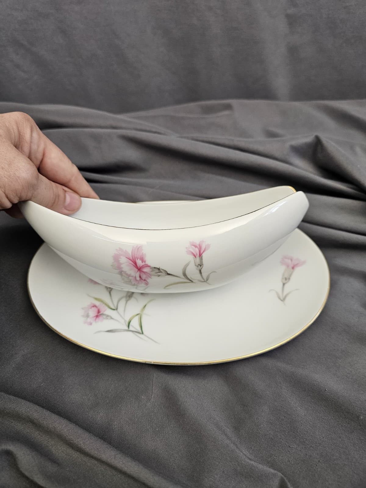 Royal Court China Carnation, Gravy Boat and Plate Excellent - Thumbnail 3