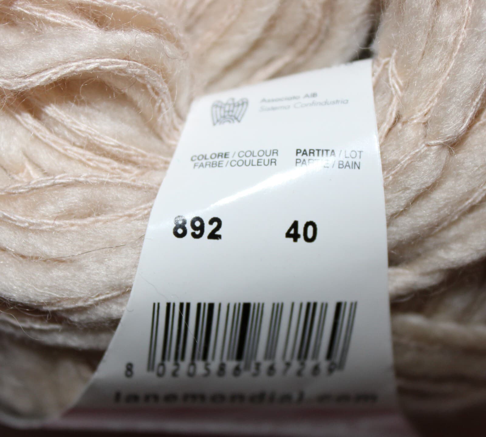 Neve Mondial 55% Merino Wool, 45% Acrylic Col 892 Creme 50gr, - Thumbnail 2