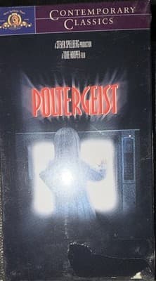 MGM/UA Home Video Poltergeist VHS 1982 PG Contemporary Classics NTSC English