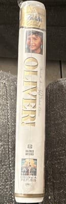 Columbia Pictures Oliver! VHS 1968 G NTSC English 30th Anniversary Remastered - Thumbnail 2
