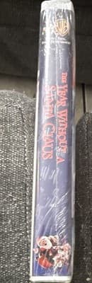 Warner Home Video The Year Without a Santa Claus VHS 1999 NR NTSC English - Thumbnail 2