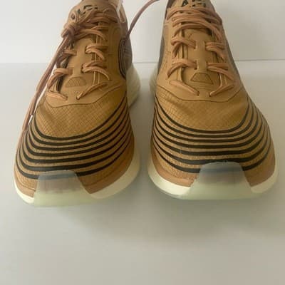 APL Women's Sneakers in Tan with Black Accents - Thumbnail 8