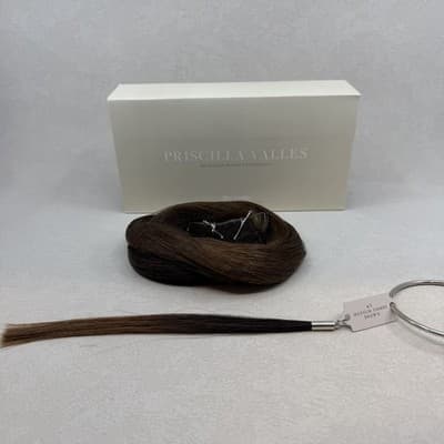 Glam Seamless x Priscilla Valles Tape In Hair Extension 25" #5 Med Brown Ombré - Thumbnail 2