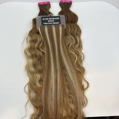 2x Glam Seamless 20” Curl 3A Tape in Hair Extensions Root Toffee Swirl Highlight - Thumbnail 3