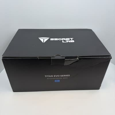 Secretlab Titan Evo Series XL Accessories Box Replacement Parts And Armrest Tops - Thumbnail 2