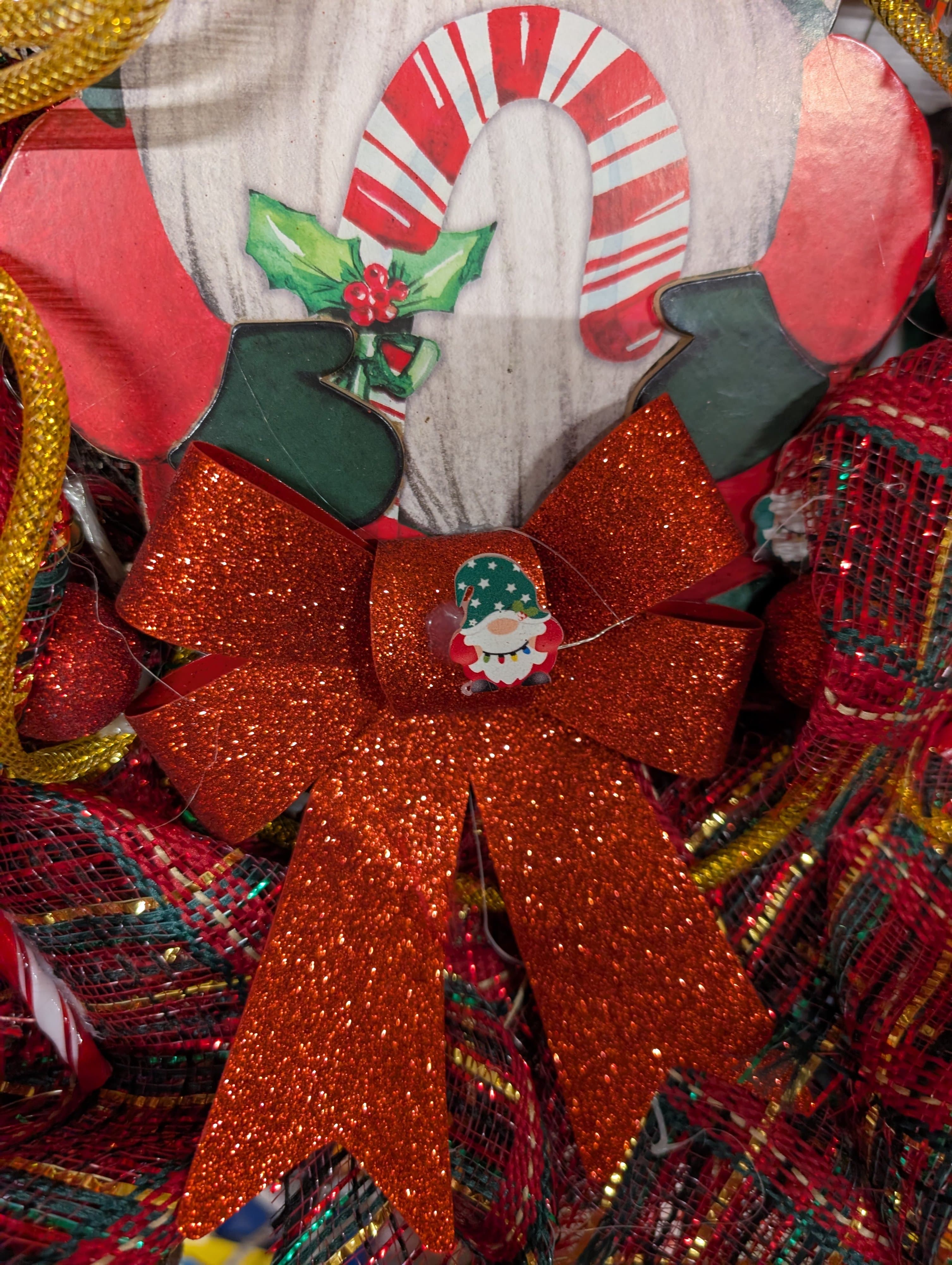 Festive Christmas Wreath with Glitter Bow and Candy Cane Accents - Thumbnail 4