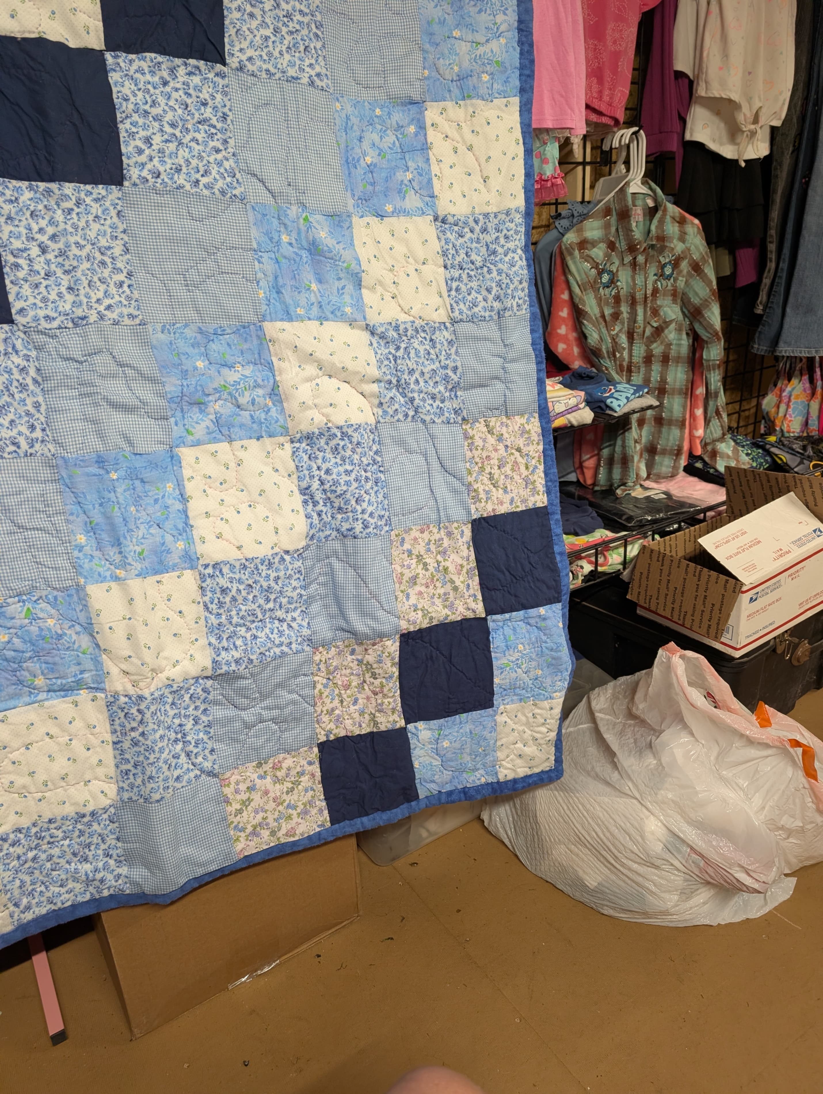 Handmade Blue Patchwork Quilt Floral Design - Thumbnail 3