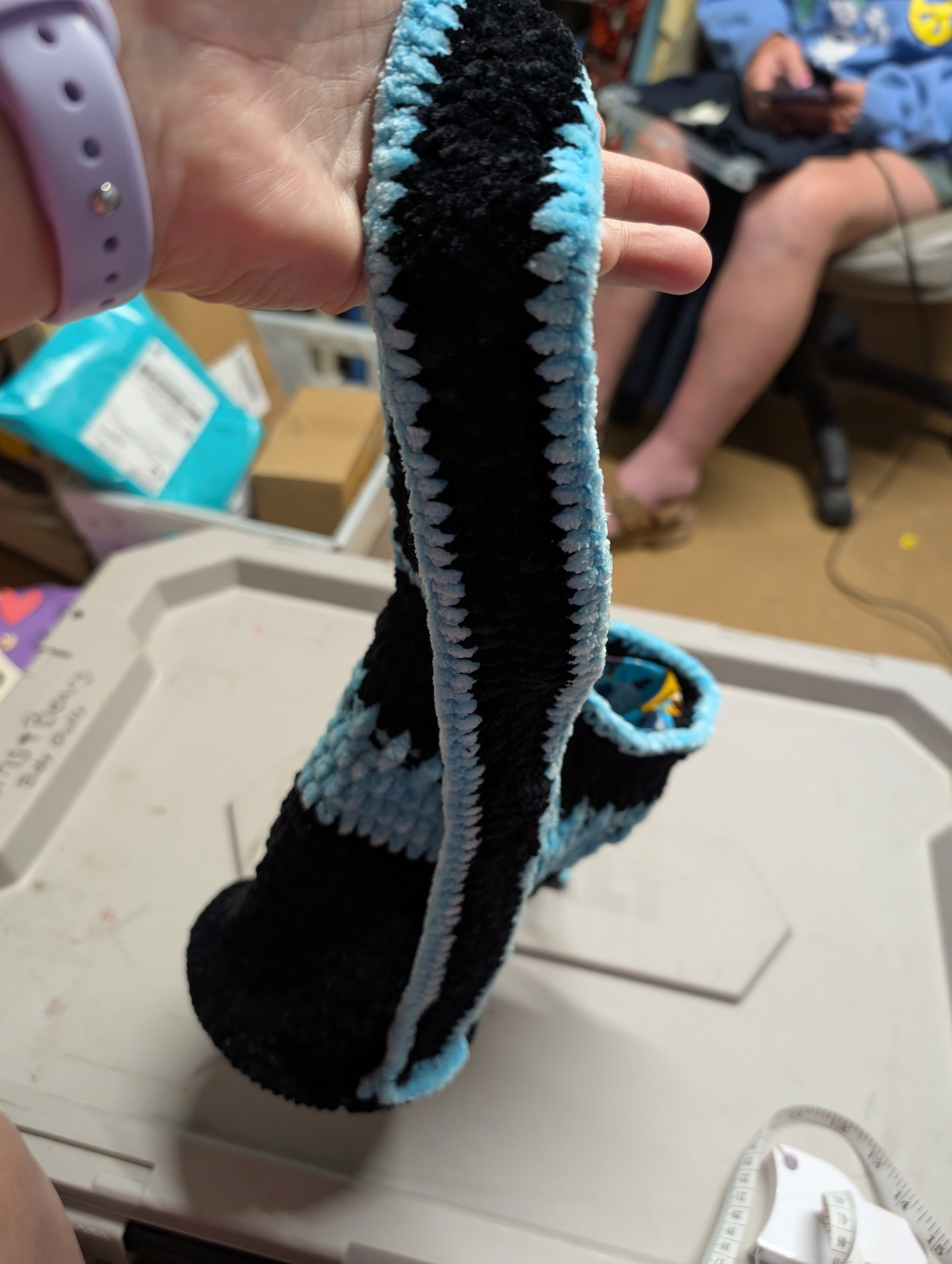 Handmade Crochet Drawstring Bag Black and Aqua - Thumbnail 6