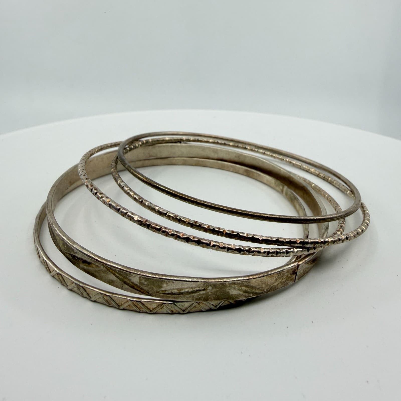 Stacked Silver Tone Bangle Bracelet Set Textured Boho Statement Stack Classic - Thumbnail 2