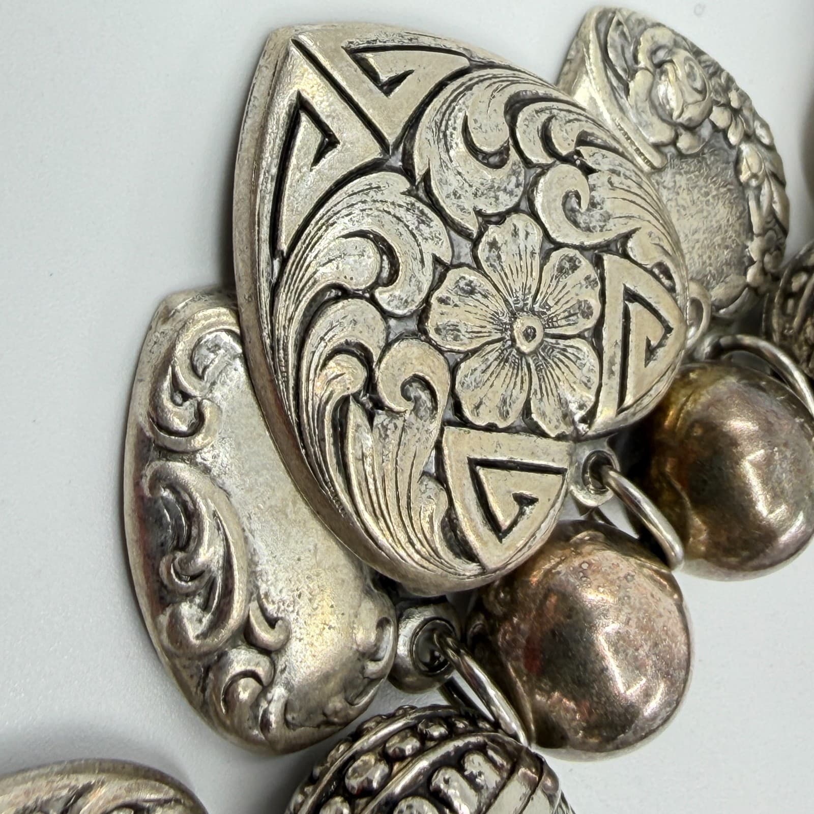 Ornate Heart Charm Bracelet Silver Tone Chunky Boho Romantic Festival Layering - Thumbnail 3