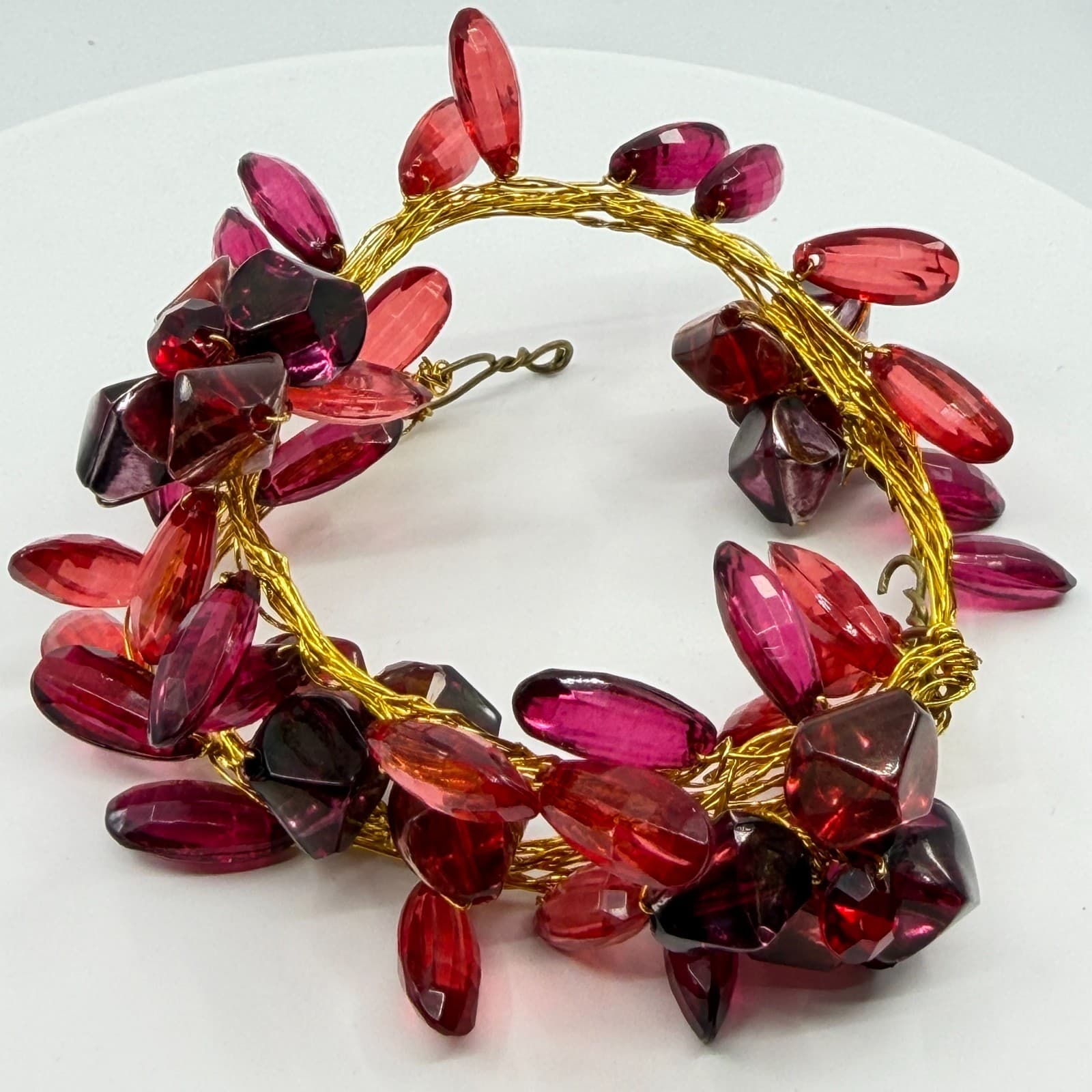 Gothic Red Lucite Statement Cuff Bracelet Chunky Gold Tone Wire Wrapped Layering - Thumbnail 7