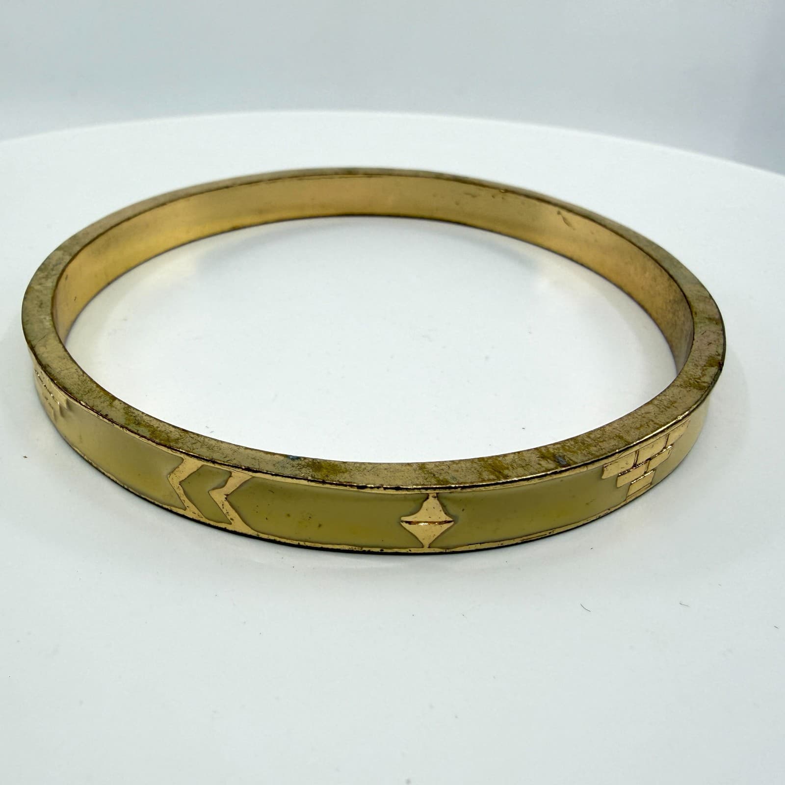 Elegant Cream Enamel Gold Tone Bangle Bracelet Geometric Minimalist Chic Gift - Thumbnail 2